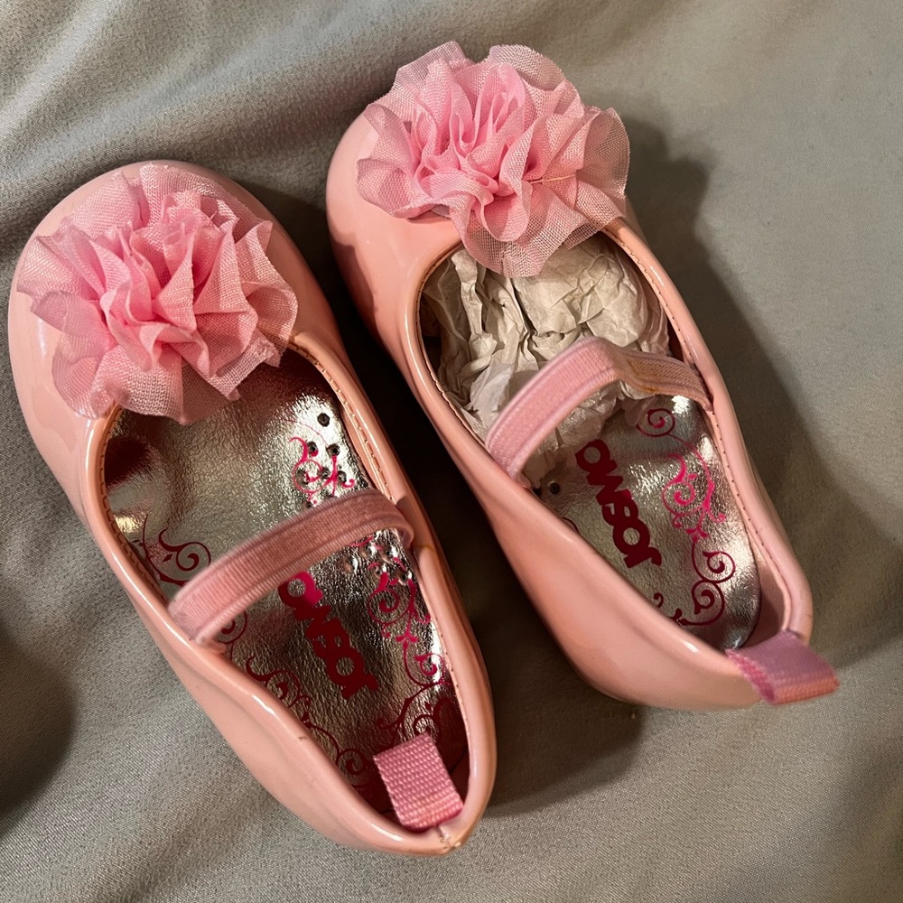 Size 5 Baby pink shoes